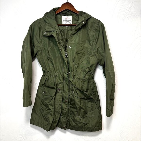 Urban Republic Other - Urban Republic Rain Coat Full Zip Army Green Solid Hooded Girls Jacket Large
